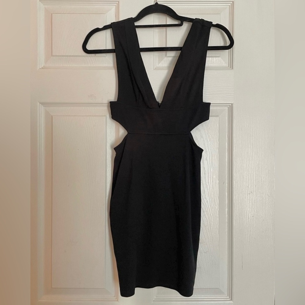 NWT Urban Outfitters Silence + Noise Elegant Black Cutout Mini Dress size XS
